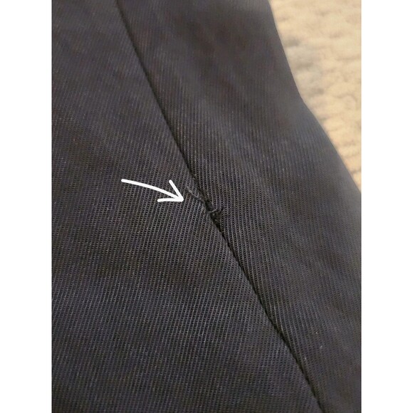 Tory Burch Black Scallop Sleeveless Top Size 2 Classic Tank Blouse Workwear - Picture 8 of 10